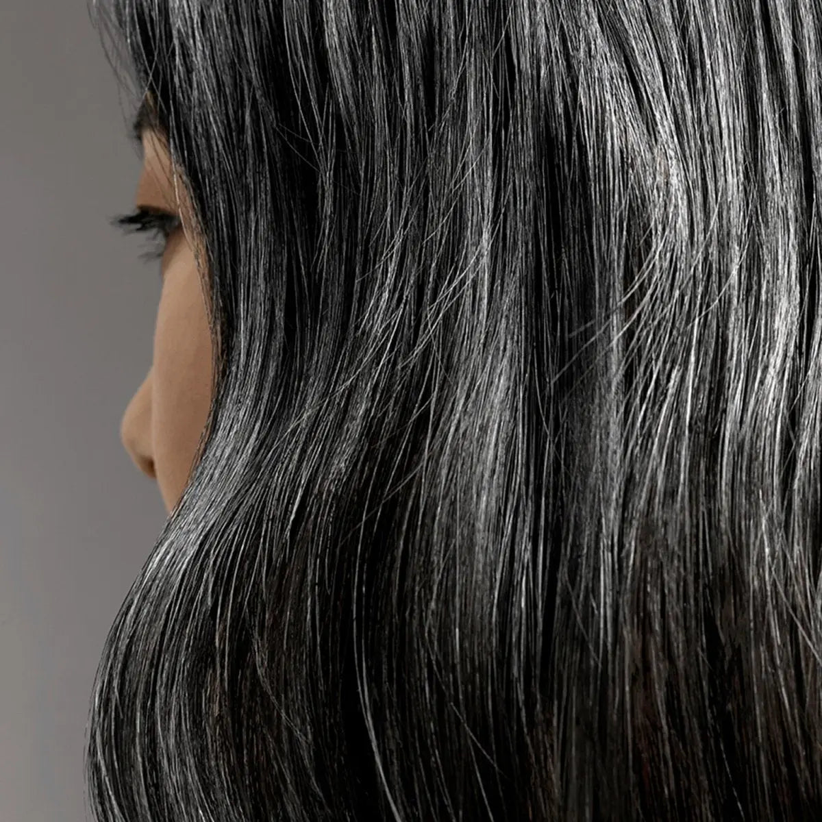 Oribe Silverati - Odżywka do włosów siwych, srebrnych oraz platynowych blondów - Hair Room Beauty Zone